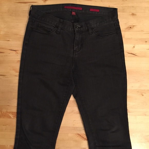 BANANA REPUBLIC Black Wash Skinny Jean - Picture 2 of 3